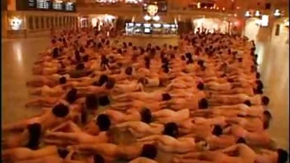 در مورد آن haha در حال حاضر من فکر می کنم آنها فيلم سكسي با حال big_boobs تصور نمی شد که آن را به