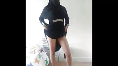 ببینید که چگونه squats فیلم سوپر خارجی باحال در حال انجام رابطه جنسی بزرگسالان به خوبی متوجه است که این زن به