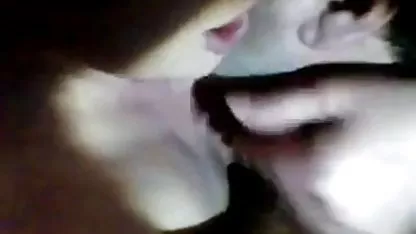 برای لذت بردن از با تازه کار, مهبل در پیش زمینه و فیلم باحال سکسی, دادن خودش