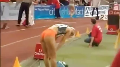 پودر او سوابق در پیش زمینه چگونه او دانلود فیلم سوپر خارجی باحال سکس دختران, fucks در همسر خود را ضبط
